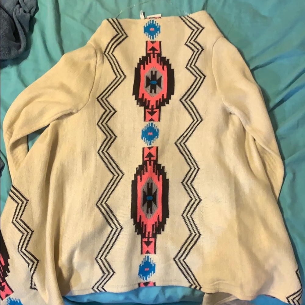 Cardigan - Picture 2 of 3